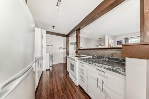 724D Raynard Crescent Se, Calgary, AB - Indoor