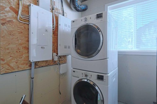 185 Panatella Square Nw, Calgary, AB - Indoor Photo Showing Laundry Room