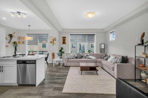 749 Windrow Manor Sw, Airdrie, AB - Indoor Photo Showing Living Room