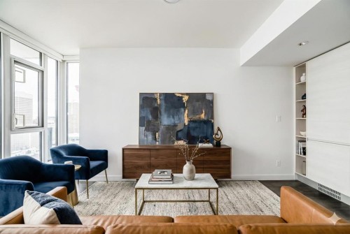 2003-310 12 Avenue SW Calgary, AB T2R 1B5