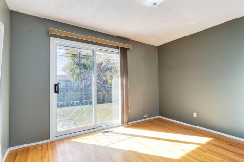 244 Maple Court Crescent Se, Calgary, AB - Indoor Photo Showing Other Room