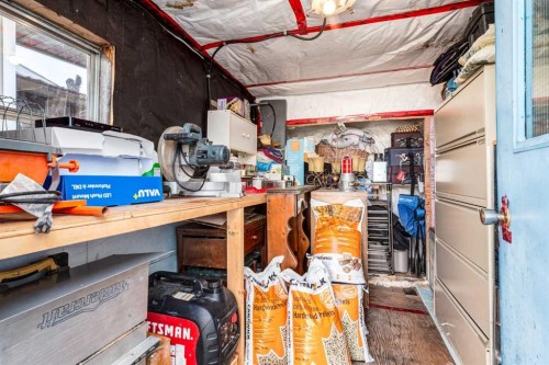 431-3223 83 Street Nw, Calgary, AB 