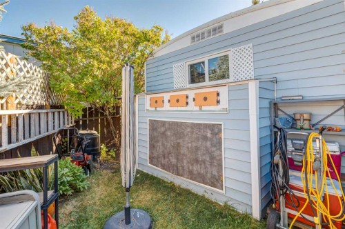 431-3223 83 Street Nw, Calgary, AB 