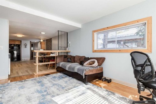 431-3223 83 Street Nw, Calgary, AB 