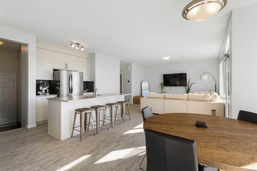 124 Carringham Way Nw, Calgary, AB - Indoor