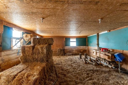 2168 Hwy 587  # 10, Rural Red Deer County, AB - Indoor Photo Showing Other Room