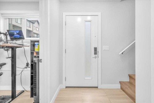 203 Evanscrest Square Nw, Calgary, AB - Indoor Photo Showing Other Room