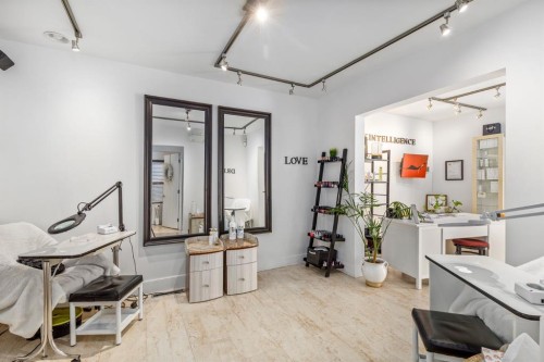 2032 34 Avenue Sw, Calgary, AB 