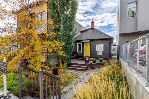 2032 34 Avenue Sw, Calgary, AB 