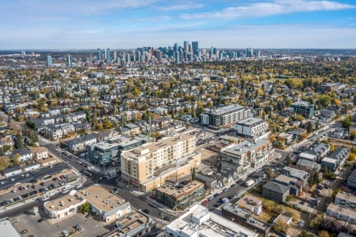 2032 34 Avenue Sw, Calgary, AB 