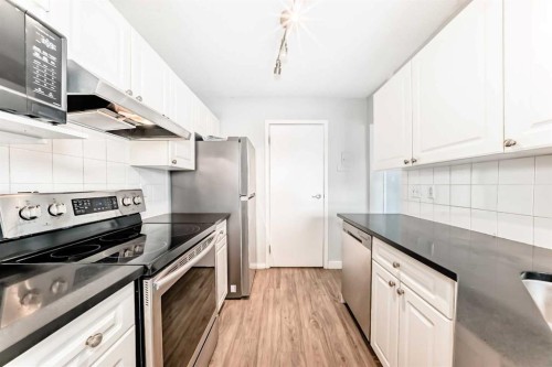 903-1330 15 Avenue Sw, Calgary, AB - Outdoor With Balcony