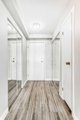 903-1330 15 Avenue Sw, Calgary, AB - Indoor Photo Showing Other Room