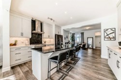 404 Yorkville Avenue SW Calgary, AB T2X 4S4
