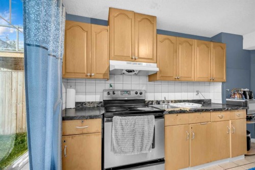 308 Taracove Estate Drive Ne, Calgary, AB - Indoor Photo Showing Kitchen