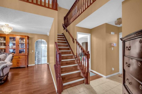 308 Taracove Estate Drive Ne, Calgary, AB - Indoor Photo Showing Other Room