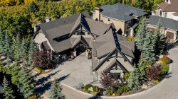 31 Spring Valley Heights SW Calgary, AB T3H 0M3