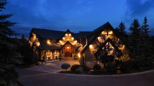 31 Spring Valley Heights Sw, Calgary, AB - Outdoor