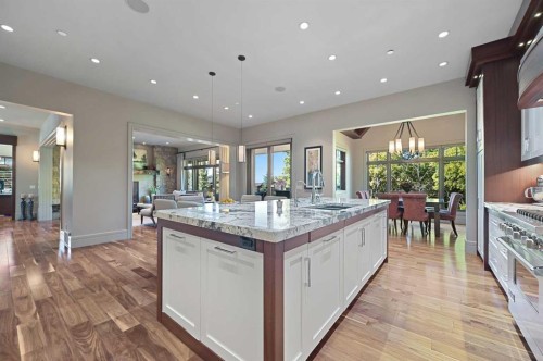 31 Spring Valley Heights Sw, Calgary, AB - Indoor Photo Showing Kitchen With Upgraded Kitchen