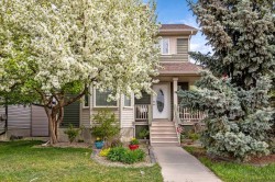 17 Luxstone Crescent SW Airdrie, AB T4B 2W6