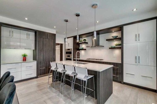 86 West Point Mews Sw, Calgary, AB - Indoor Photo Showing Kitchen With Upgraded Kitchen