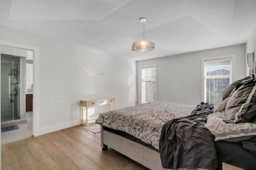 86 West Point Mews Sw, Calgary, AB - Indoor Photo Showing Bedroom