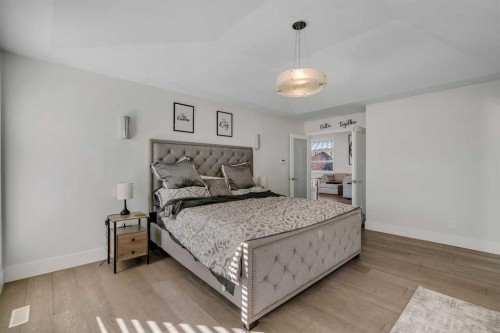 86 West Point Mews Sw, Calgary, AB - Indoor Photo Showing Bedroom