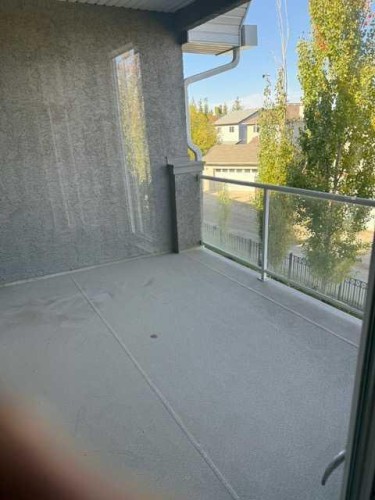 203-15 Everstone Drive Sw, Calgary, AB - Outdoor