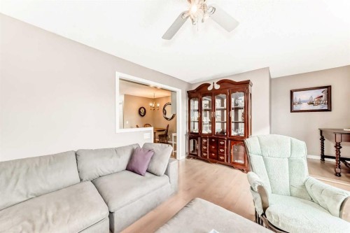8336 Silver Springs Road Nw, Calgary, AB - Indoor Photo Showing Living Room