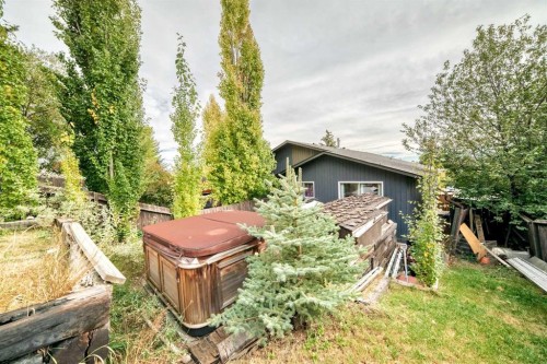 8336 Silver Springs Road Nw, Calgary, AB - Outdoor With Deck Patio Veranda