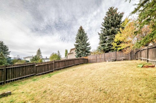 8336 Silver Springs Road Nw, Calgary, AB - Outdoor