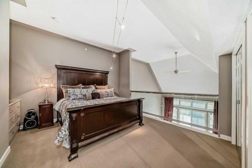 206-1505 27 Avenue Sw, Calgary, AB - Indoor Photo Showing Bedroom