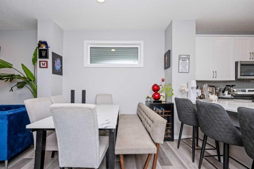 229 Belmont Street Sw, Calgary, AB - Indoor Photo Showing Dining Room