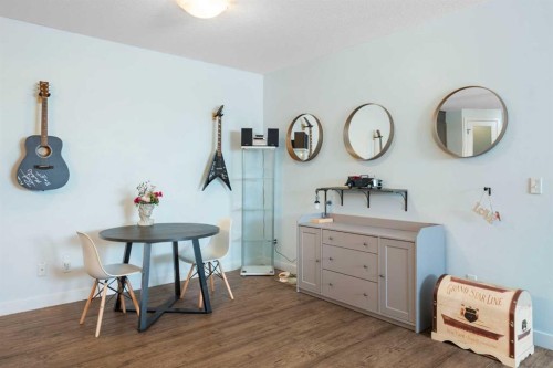 1104-2461 Baysprings Link Sw, Airdrie, AB - Indoor Photo Showing Dining Room