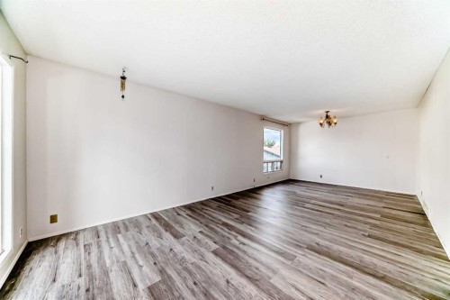 279 Beddington Circle Ne, Calgary, AB - Indoor Photo Showing Other Room