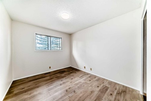 279 Beddington Circle Ne, Calgary, AB - Indoor Photo Showing Other Room