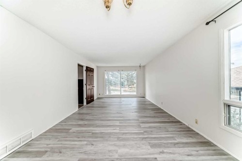 279 Beddington Circle Ne, Calgary, AB - Indoor Photo Showing Other Room