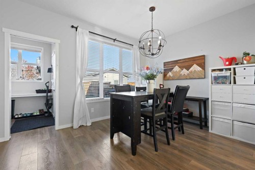 71 Masters Heights Se, Calgary, AB - Indoor Photo Showing Dining Room