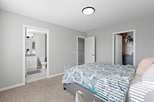 71 Masters Heights Se, Calgary, AB - Indoor Photo Showing Bedroom