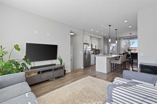 71 Masters Heights Se, Calgary, AB - Indoor Photo Showing Living Room