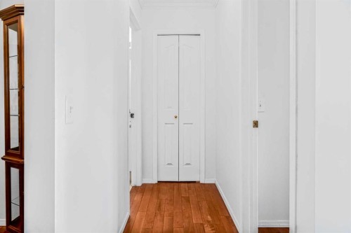 308-3308 Valleyview Park Se, Calgary, AB - Indoor Photo Showing Other Room