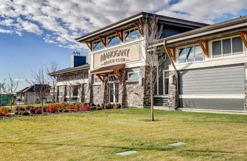 522 Mahogany Manor Se, Calgary, AB - Outdoor