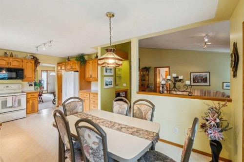 2506 19 Street, Nanton, AB - Indoor