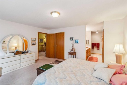2506 19 Street, Nanton, AB - Indoor Photo Showing Bedroom