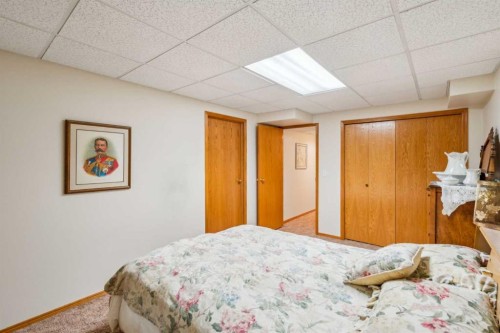 2506 19 Street, Nanton, AB - Indoor Photo Showing Bedroom