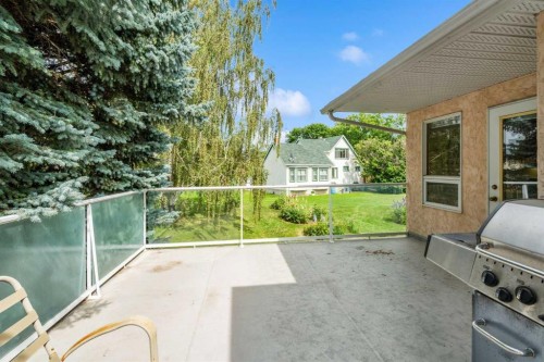 2506 19 Street, Nanton, AB - Outdoor