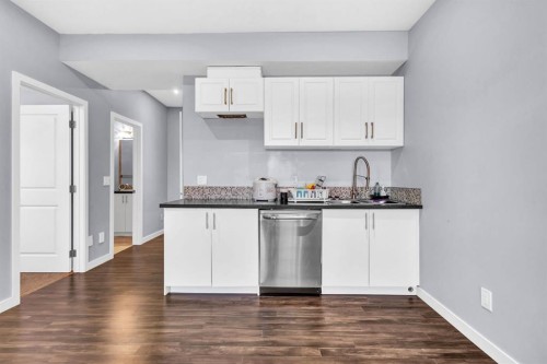 263 Chaparral Valley Way Se, Calgary, AB - Indoor Photo Showing Kitchen