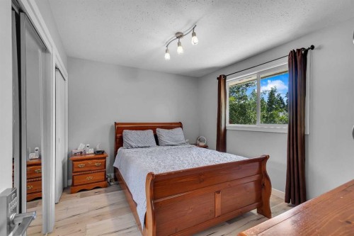 440 Foritana Road Se, Calgary, AB - Indoor Photo Showing Bedroom