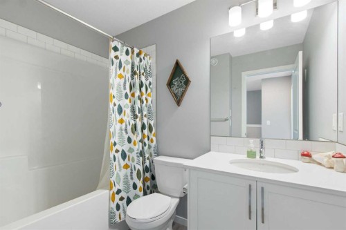 185 Dawson Drive, Chestermere, AB - Indoor Photo Showing Bathroom