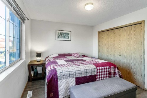 256 Fresno Place Ne, Calgary, AB - Indoor Photo Showing Bedroom
