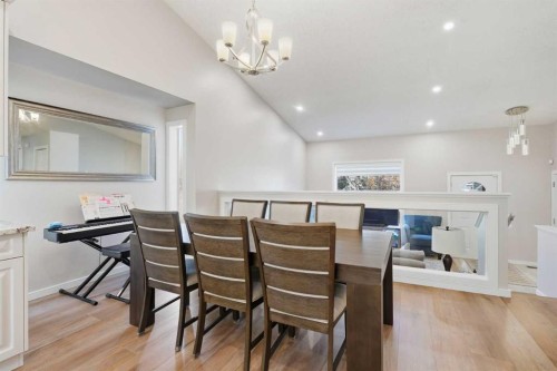 31 Applegrove Crescent Se, Calgary, AB - Indoor Photo Showing Dining Room